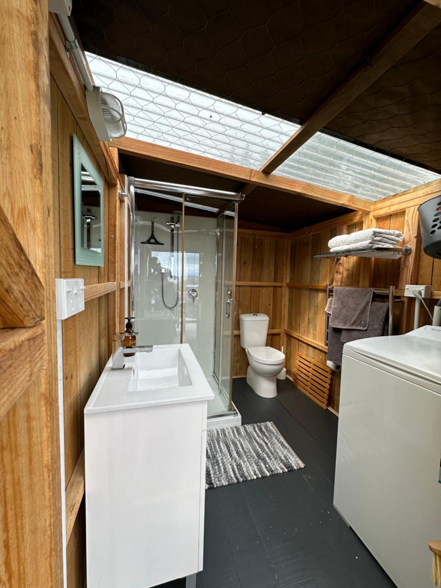 MahanaThe Shed With A View公寓 外观 照片