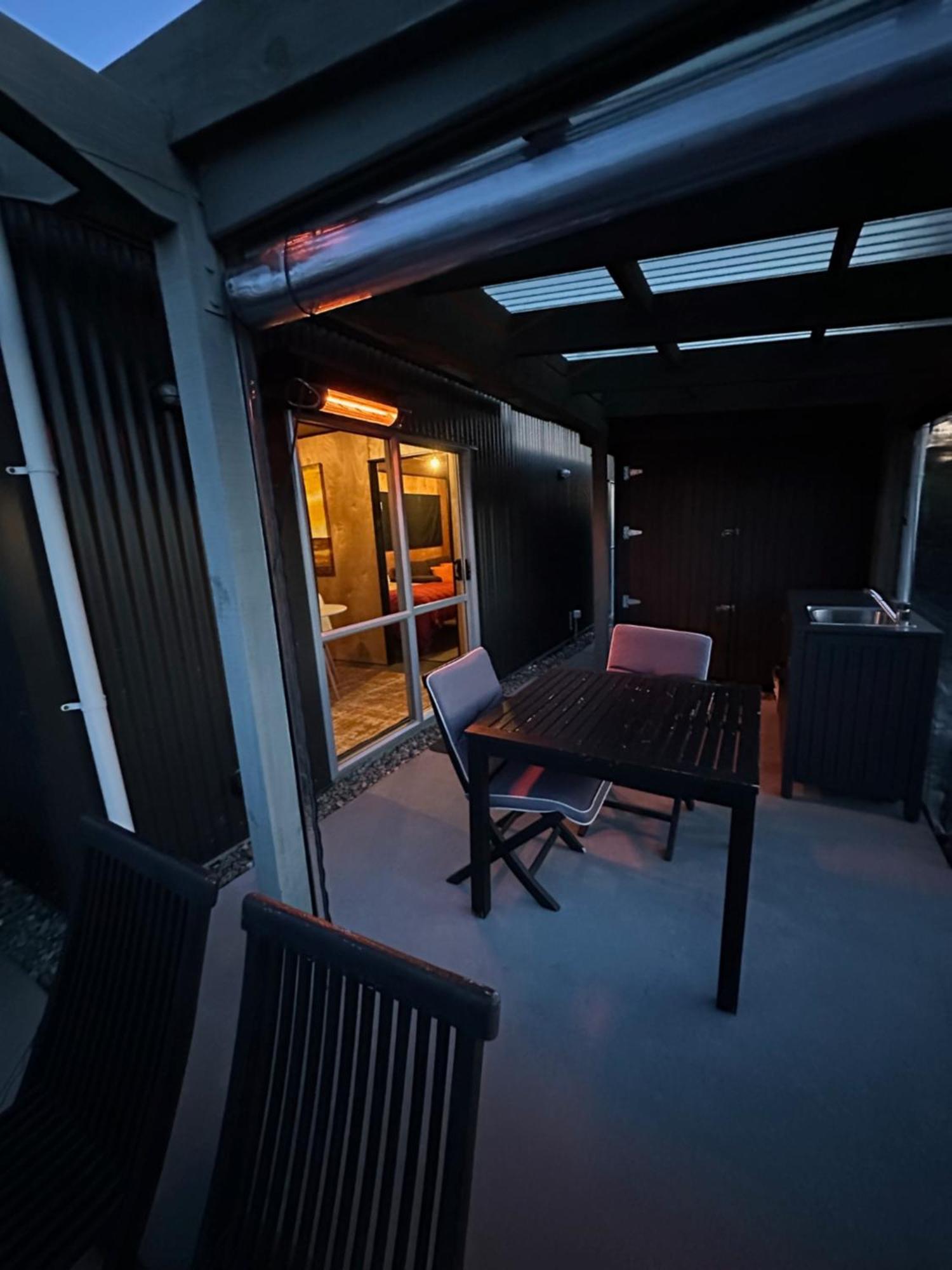 MahanaThe Shed With A View公寓 外观 照片